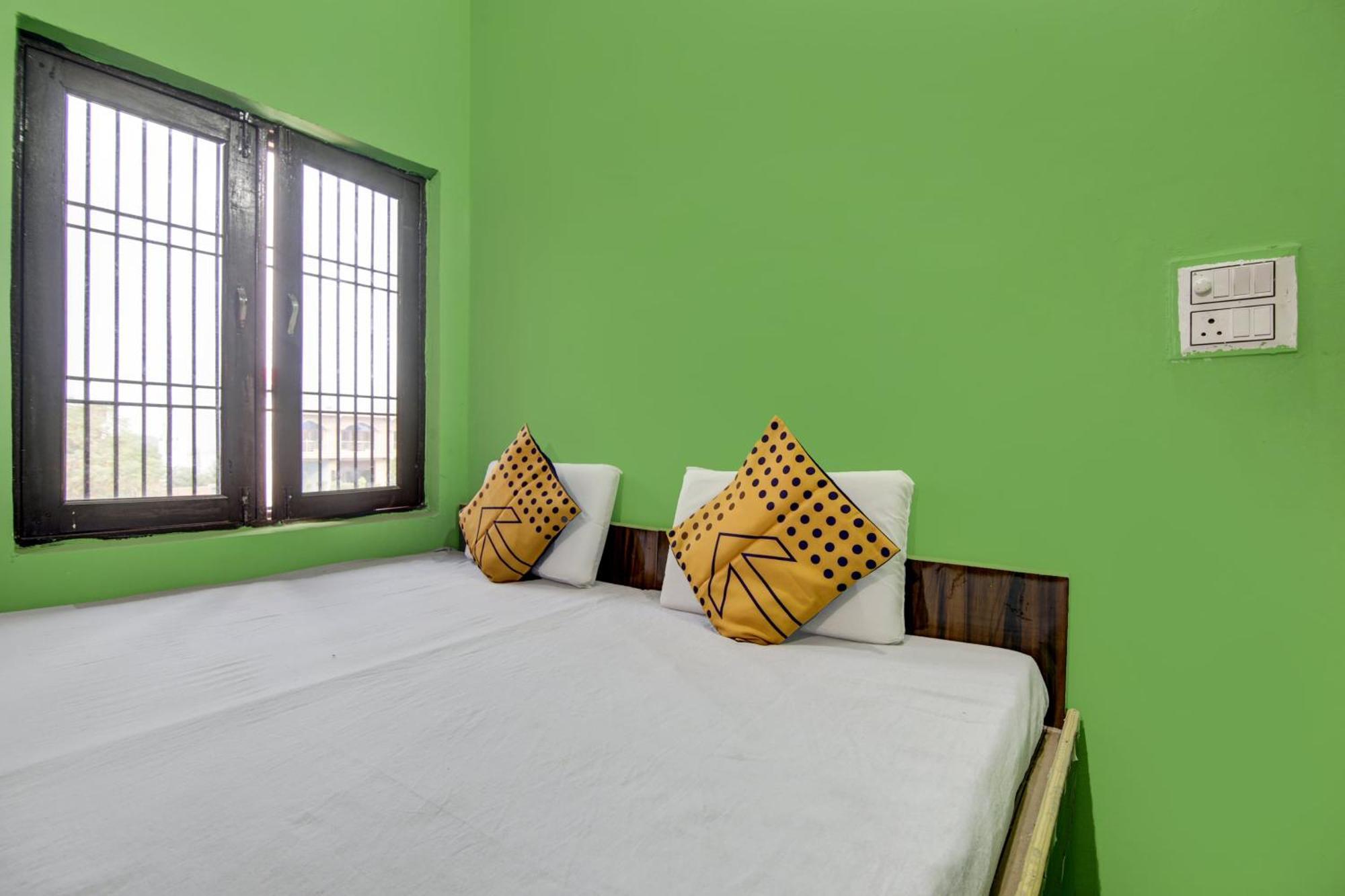 Hotel O Milan Garden Hotel And Restaurant Jhajhar Екстер'єр фото